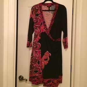 Gorgeous Dress with red design!