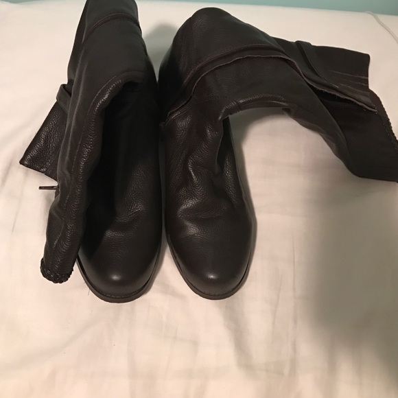 Brown Leather Knee Length Boots