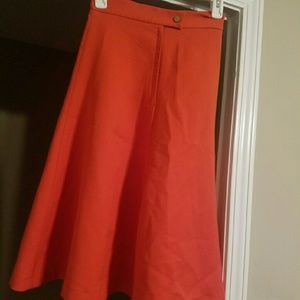 H & M orange skirt