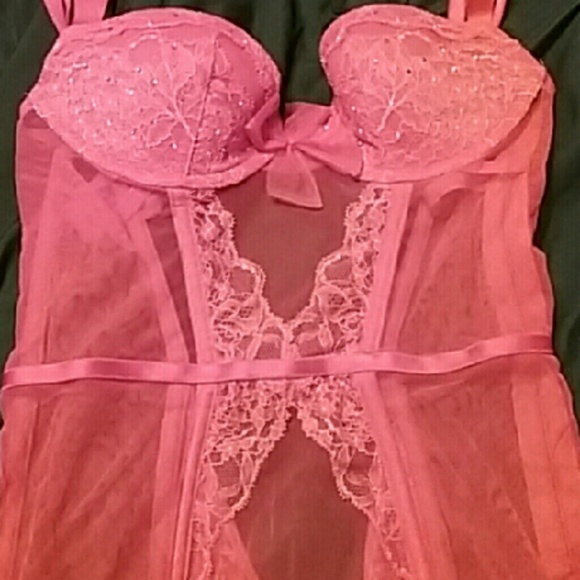 Victorias secret lingerie - Picture 2 of 3