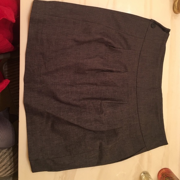 Like new BCBG Maxazria miniskirt!