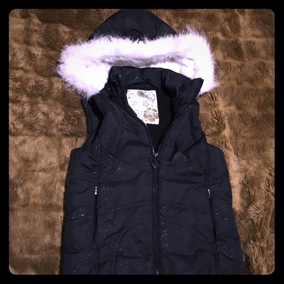 Girls vest - Picture 1 of 4