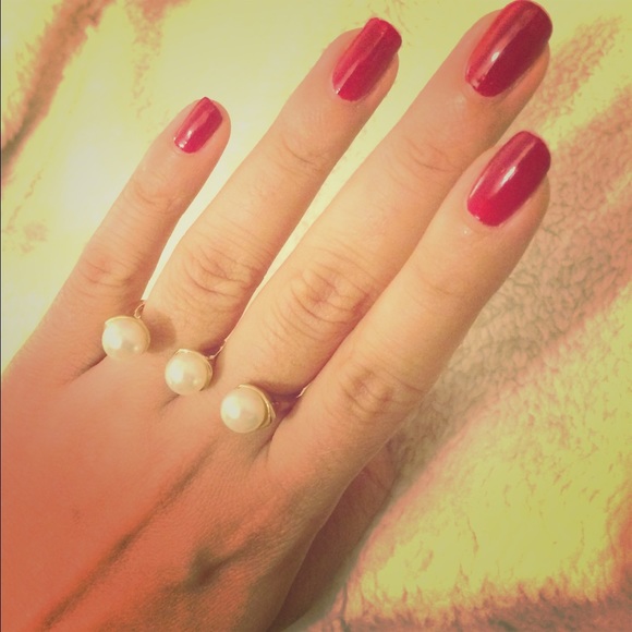 💸SOLD💸Golden and pearl two-finger ring