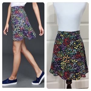 GAP Skirts - NWT 2016 GAP garden floral floppy skirt GAP Skirts - NWT 2016 GAP garden floral floppy skirt