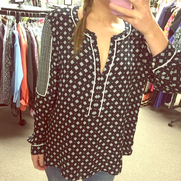 Pretty printed peasant blouse