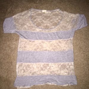 Women's lace short sleeve shirt