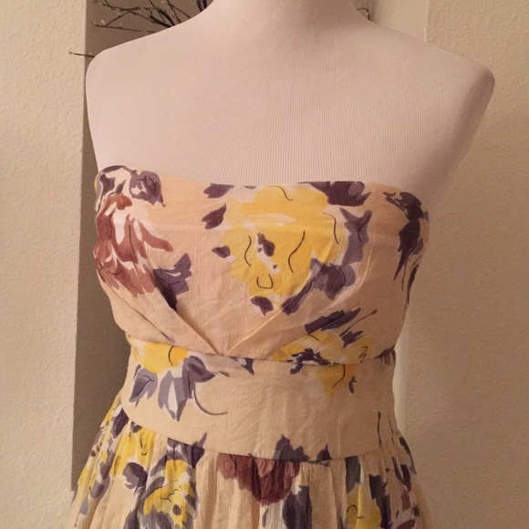 👗 Fall Strapless Dress - Picture 2 of 4