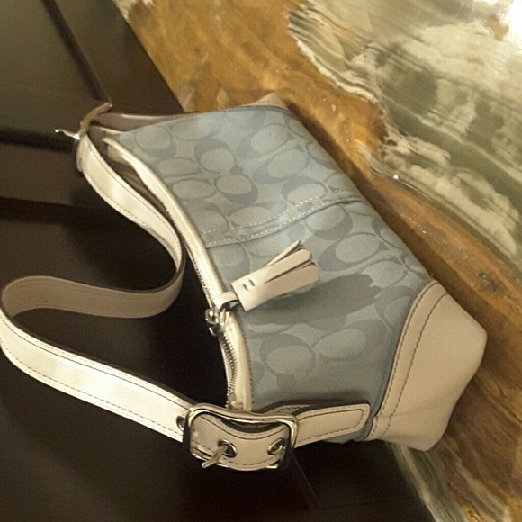 Coach handbag - Picture 2 of 3