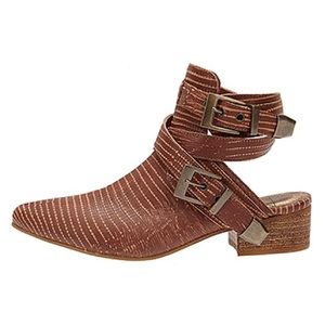 Matisse Talon Bootie // cognac