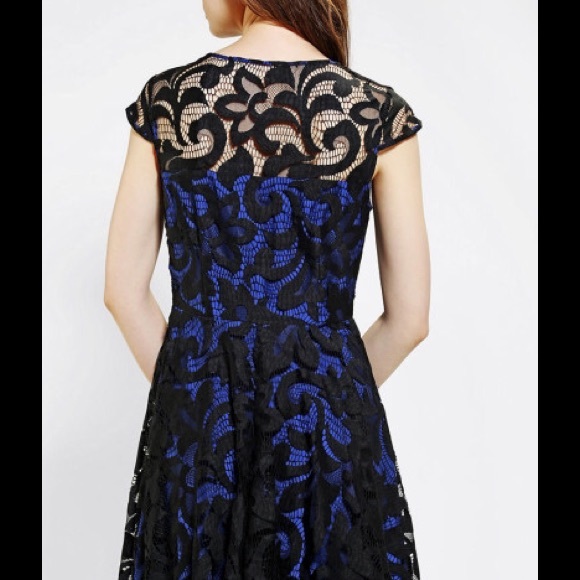 Blue and black lace Chandi & Lia dress - Picture 2 of 4