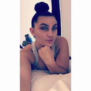 Meet your Posher, Alexis