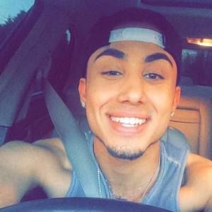 Meet your Posher, Chase