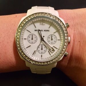 ⌚️Michael Kors | White Ceramic Watch ⌚️