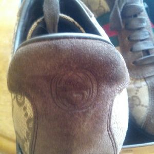Gucci Shoes - Boys youth Gucci sneakers Gucci Shoes - Boys youth Gucci sneakers