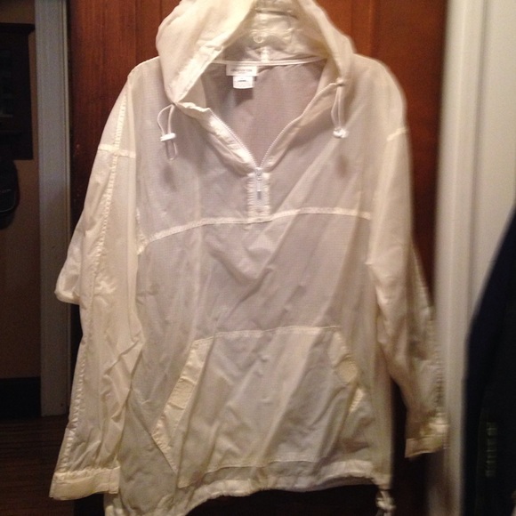 Jones New York Sport Medium Rain/Elements Coat
