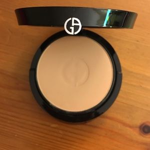 Giorgio Armani lasting Silk UV compact foundation