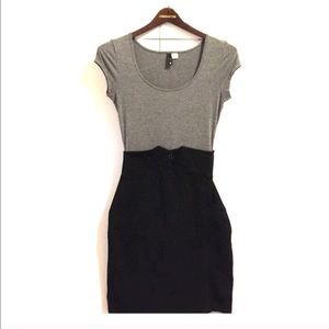 H&M grey/black dress with side pocket