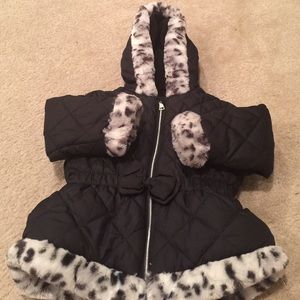 SUPER CUTE girls puffy jacket