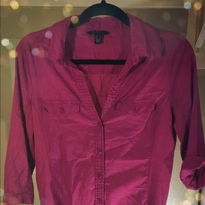 🐵🙈 Maroon button top with 3/4 sleeves.  🙉🙊