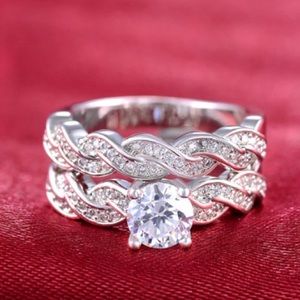 (size 9) new 2ps engagement ring