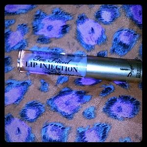 Too Faced Lip Injection