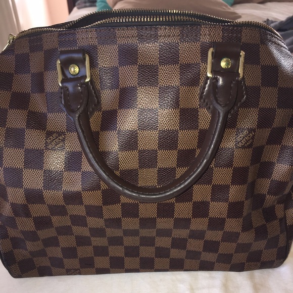 💯Percent authentic Louis Vuitton speedy bag 30