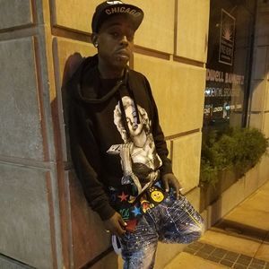 Meet your Posher, Derrick