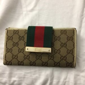 Authentic Gucci wallet