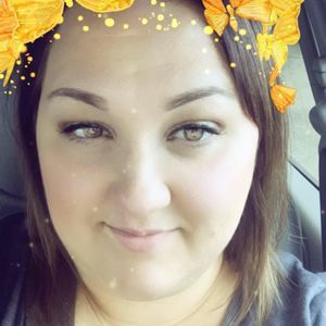 Meet your Posher, Eva