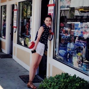 Meet your Posher, Angie