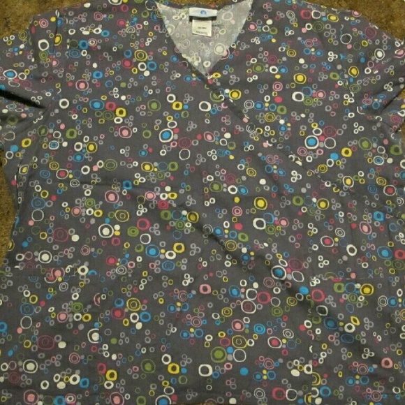 Multi colored scrub top. never worn