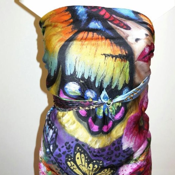 Butterfly Silk Scarf 110x110cm - Picture 4 of 4