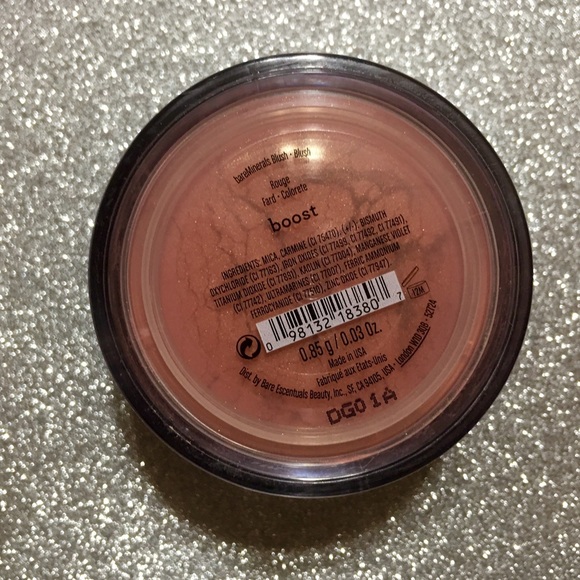 Host Pick!! 💋BareMinerals Boost Blush Rouge New - Picture 1 of 2