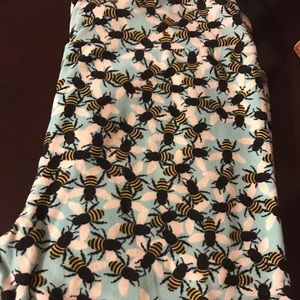 Lularoe Bee Leggings - OS