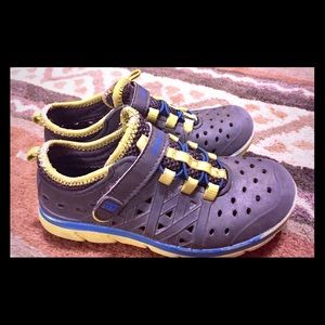 Striderite made to play phibians.