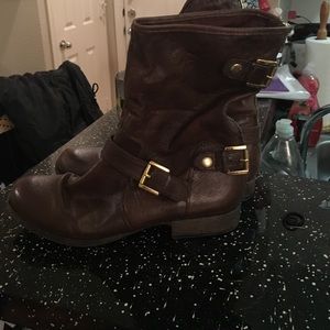 Steve Madden boots