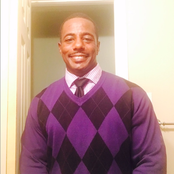 Meet your Posher, Travis - Picture 1 of 1