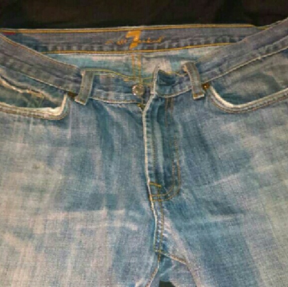 Seven - Picture 2 of 2