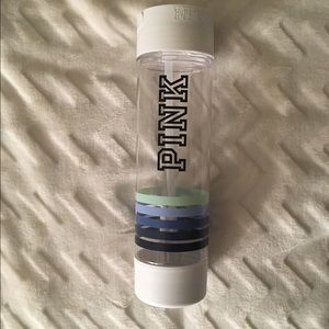 victoria's secrt pink water bottle