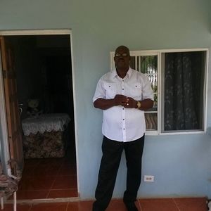 Meet your Posher, Valdez