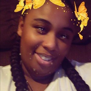 Meet your Posher, Briana