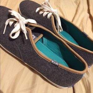 Gray wool Keds