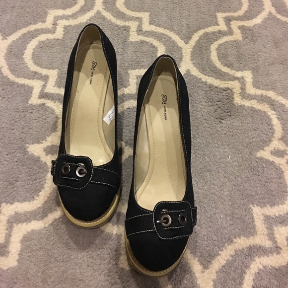 SM New York  black size 9 wedge