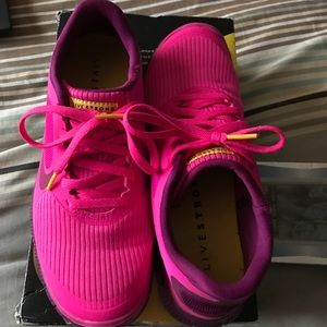 Nike Free 4.0 V3 Livestrong Brest Cancer Sneakers