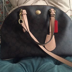 Authentic Coach Purse. In great condition!