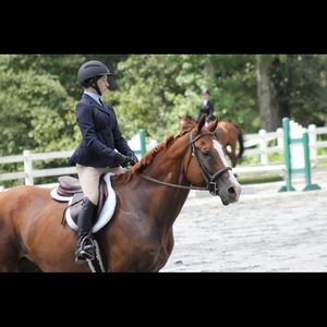 Meet your Posher, Michaela