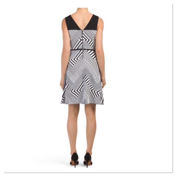 Julia Jordon Printed Geometric Stripe Dress - Picture 2 of 2