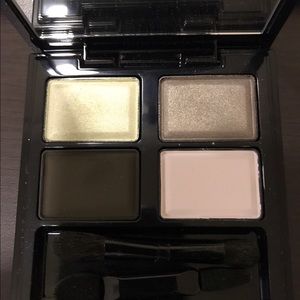 Suqqu eyeshadow quad