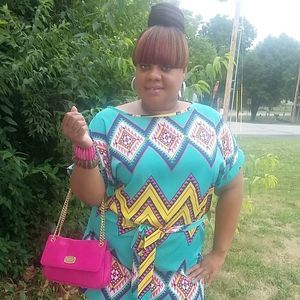 Meet your Posher, Ti'andra imuniqe