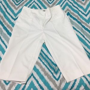 Apt. 9: White Bermudas